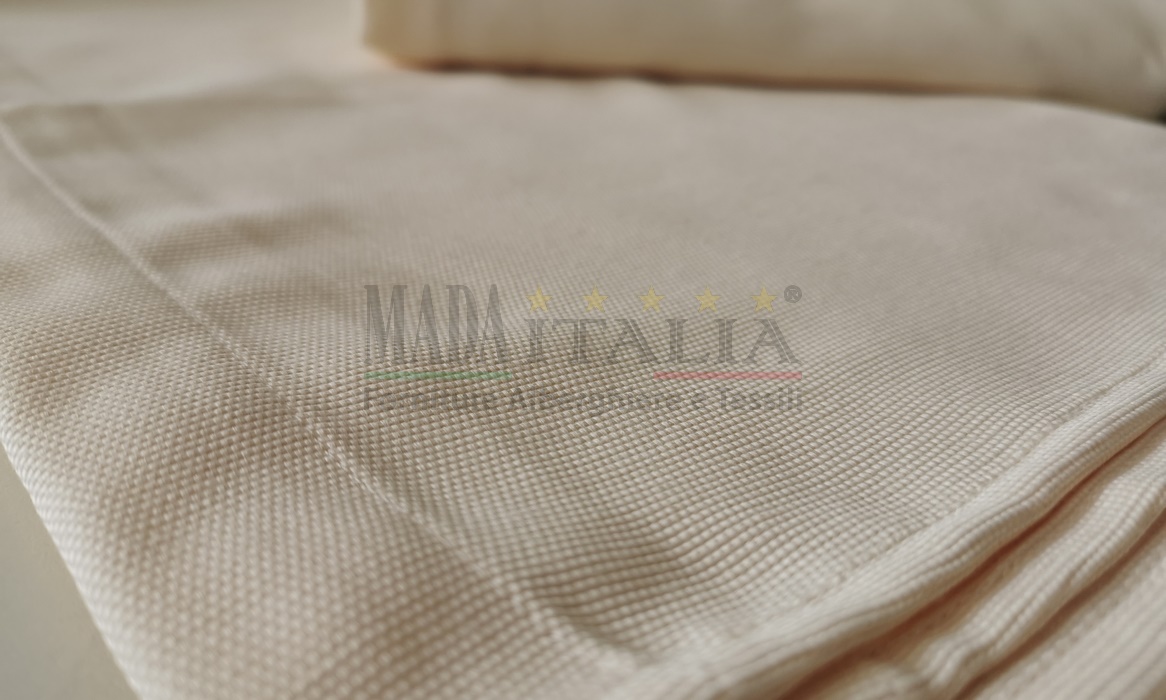 Vendita Copriletto Hotel Cotone Poliestere Ester Panna Vendita Copriletto Hotel Cotone Poliestere Ester Panna