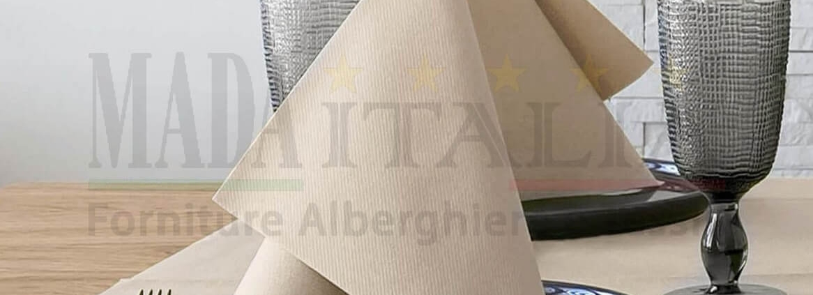 Vendita Tovagliato Monouso TNT Vendita Tovagliato Monouso TNT